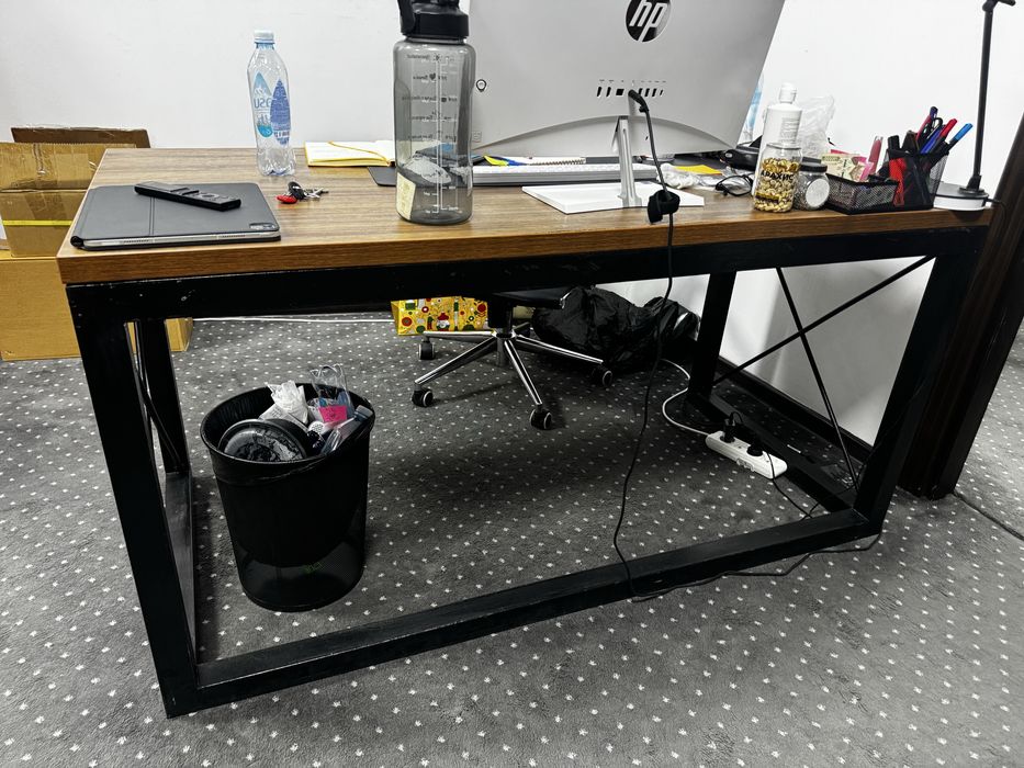 Продается столы 150см*70см