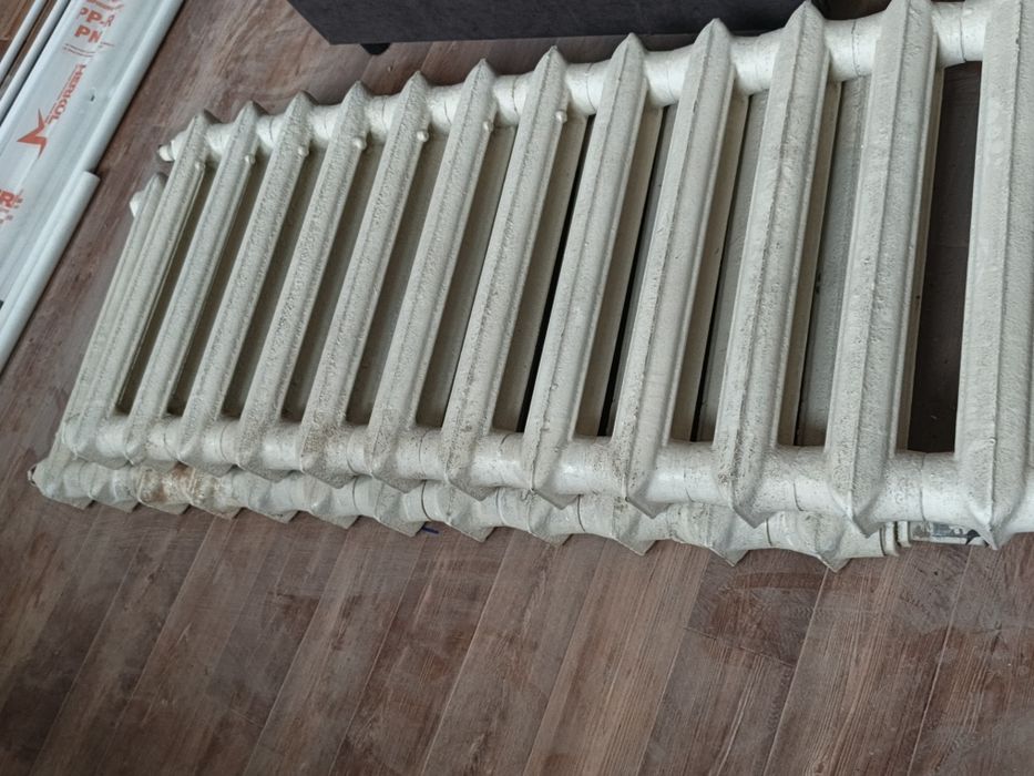 Продам батареи чугунные