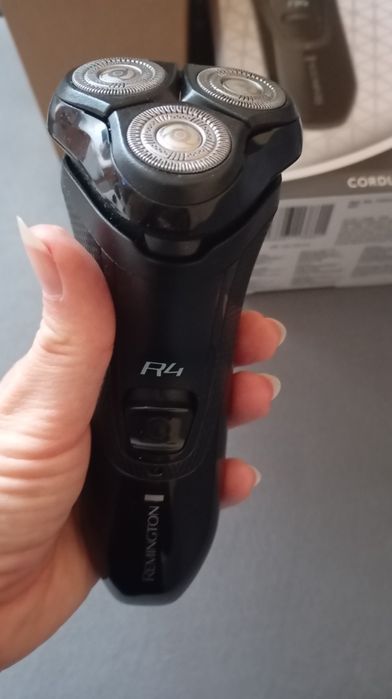 Самобръсначка Remington R4Style