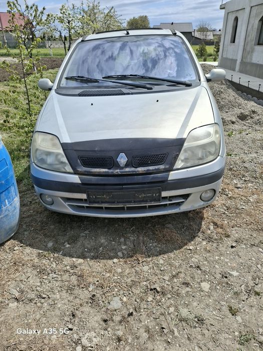 Renault Scenic 2012