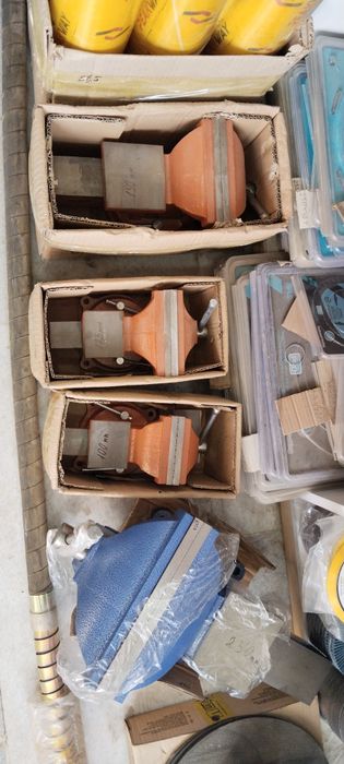 Тиски  слесарный