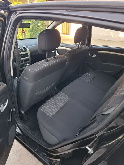 Dacia Sandero/An 2012/Euro 5/Motor 1.2 Benzină