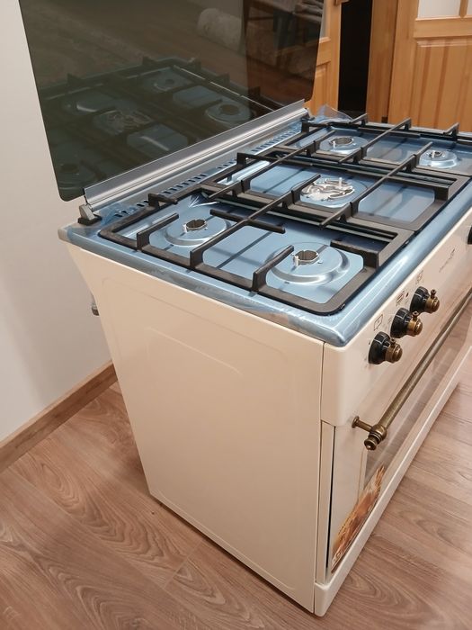 Продается газовая плита