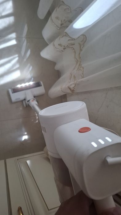 Вертикальный пылесос Xiaomi