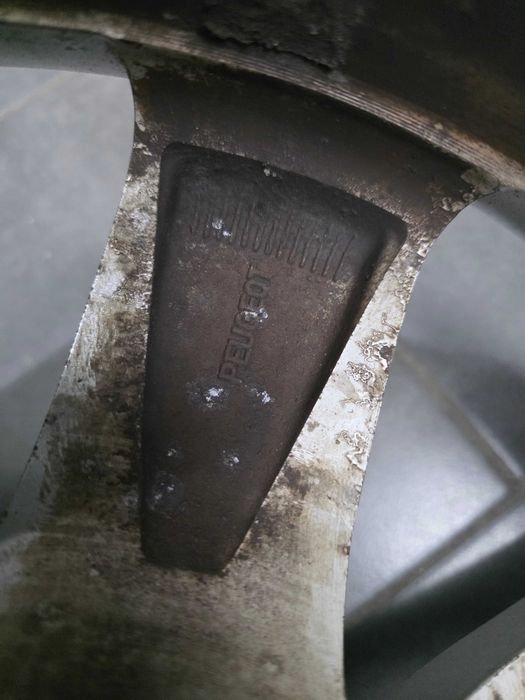 Джанти 16 - Peugeot 308