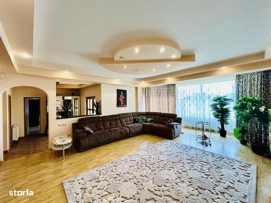 Casa individuala, 323 mp utili, teren de 1000 mp - Selimbar - Triajulu