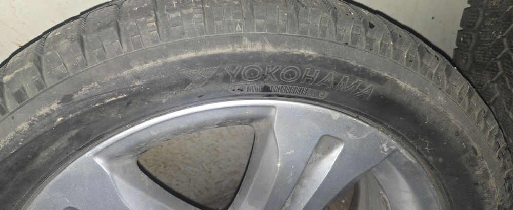 Продам шины комплект 225/50/19