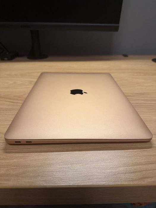 Apple MacBook Air 13 2020 Rose Gold, i3, 8GB, SSD 256GB, 56 cicluri