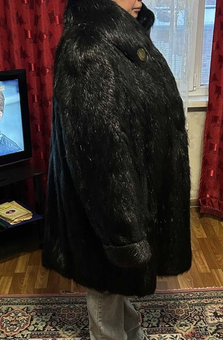 Продам шубу Нутрии