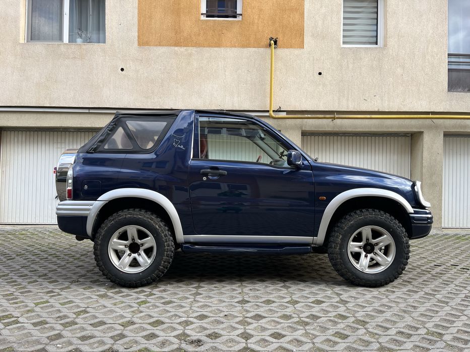 Vând Suzuki Grand Vitara Cabrio Camy 2.0 benzină