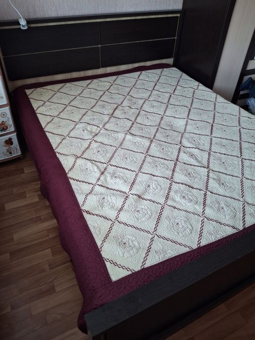 Продам кровать от гарнитура