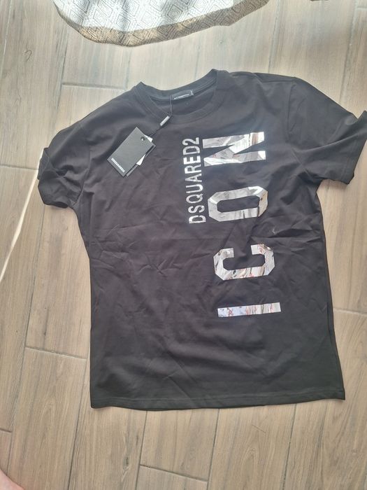 Cel mai bun tricou dsquared nou