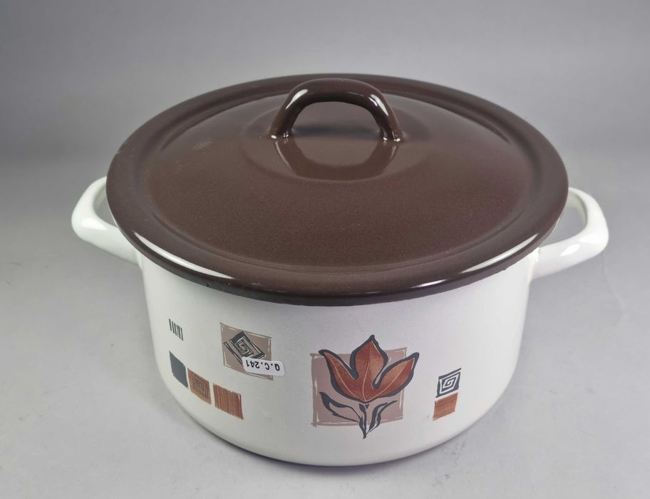 Емайлирана тенджера