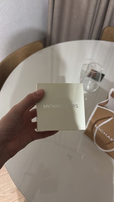 Часы женские новые