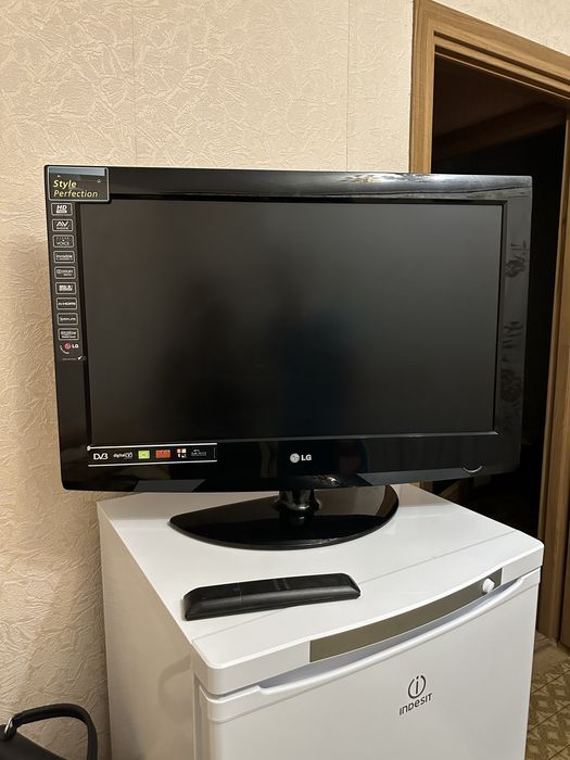 телевизор LG,б/у,хорошее состояние