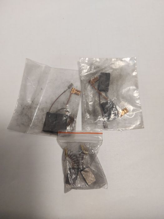 Щётки на болгарку.