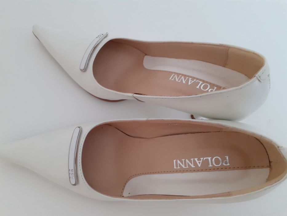 Продам новые туфли р.34