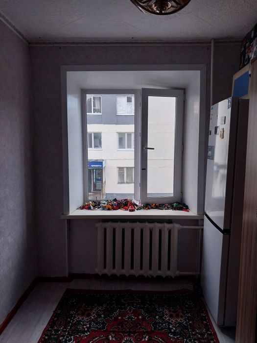 Продаётся 4 комнатная квартира