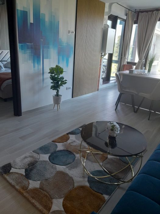 Închiriez apartament Centru UMF