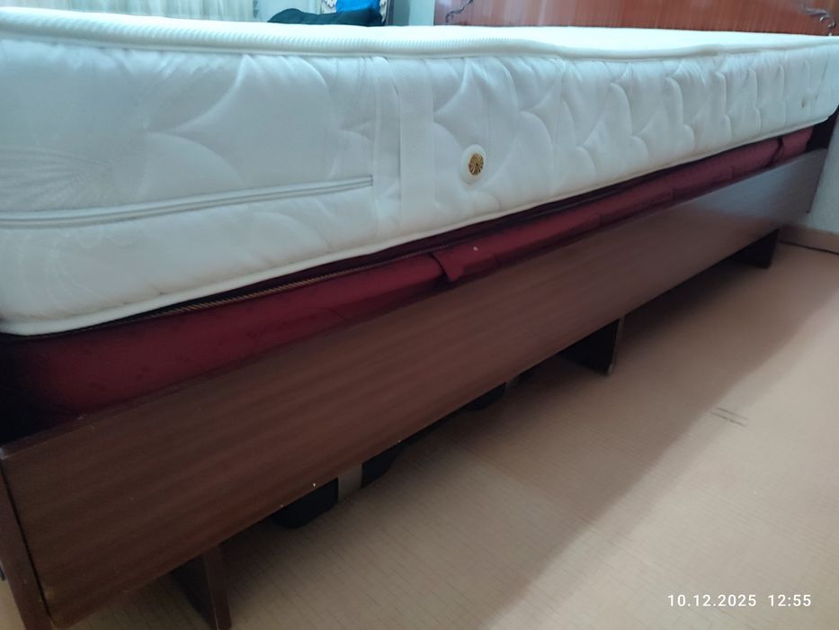 Матрас пружинный б/у