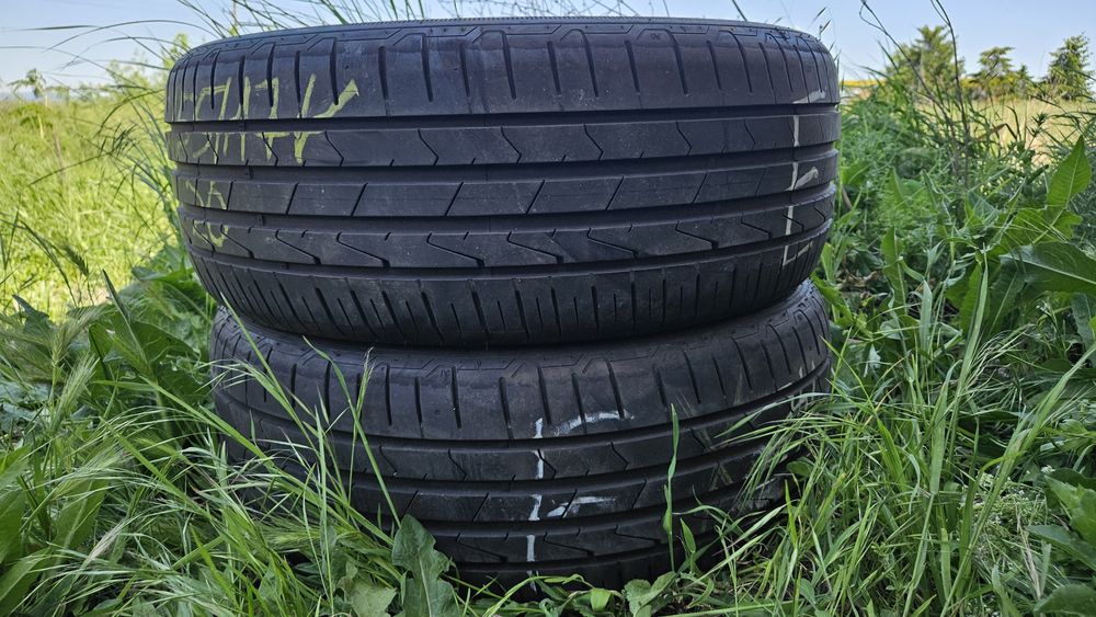 2бр гуми 215 55 17 дот 20 ханкок