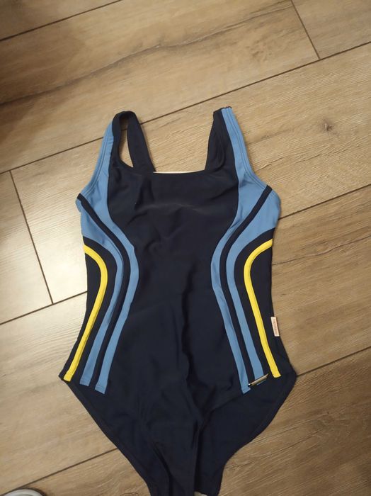 Купальник для девочки