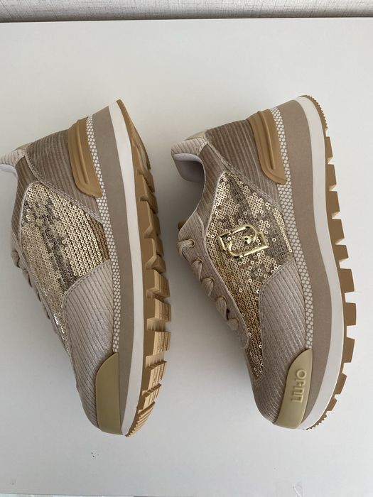 Сникърски Liu Jo AMAZING 23 с пайети