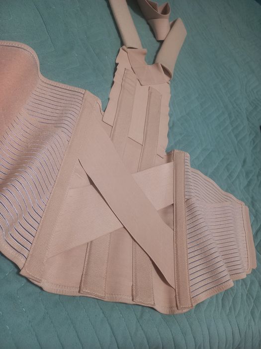 Продам корсет размер s