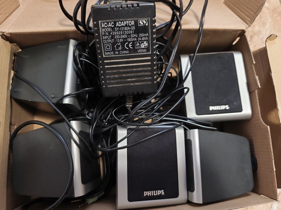Sistem boxe audio Philips 5+1/ adaptor AC-AC