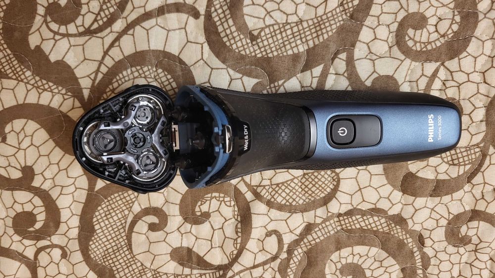 Aparat de ras PHILIPS Seria3000 S3143 fuctional ca nou