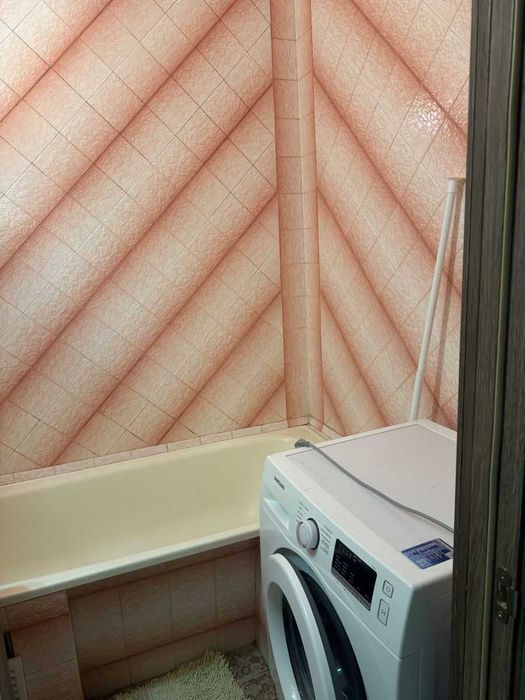 Дава се под наем Двустаен апартамент в София, Люлин 8 - 54 кв.м за 350 € - Снимка #1