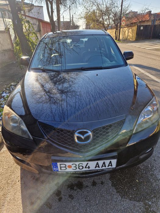 Vând Mazda 3, an 2008