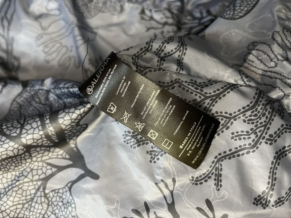 Куртка сатылады