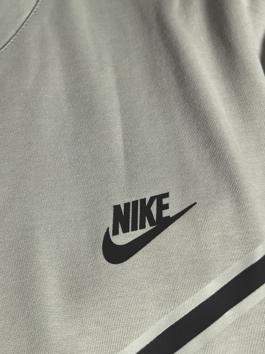 Nike Tech тениска