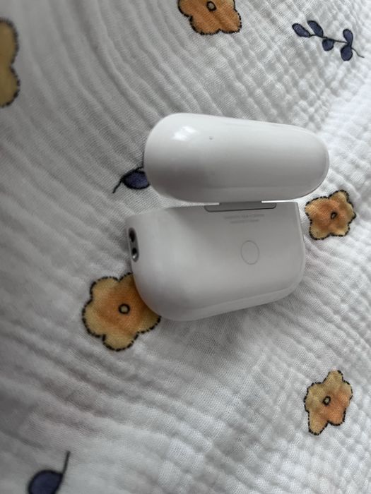Apple Air Pods 4 кейс