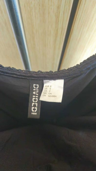 Дантелена рокля H&M