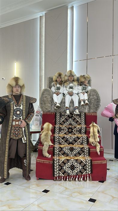 Сүндет той Батырлар Трон