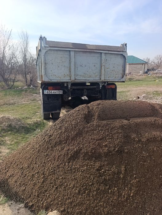 Доставка спучих грузов Песок Камень