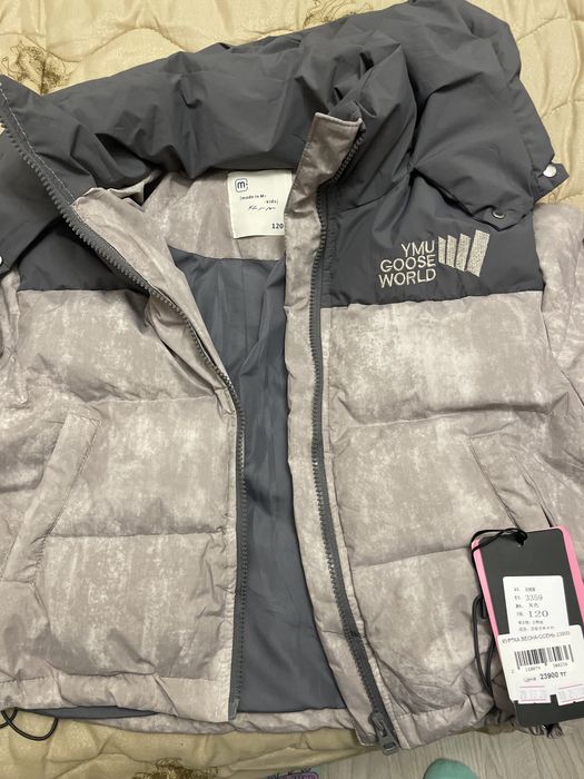 Продаю детскую куртку для девочки весна