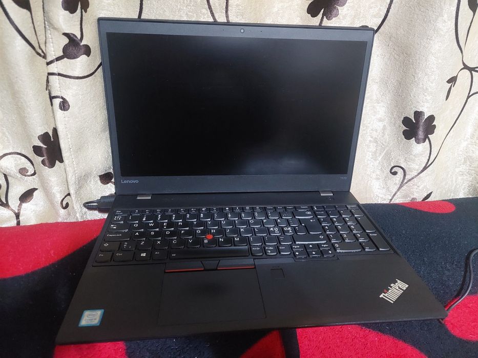 Laptop Lenovo T570 i5