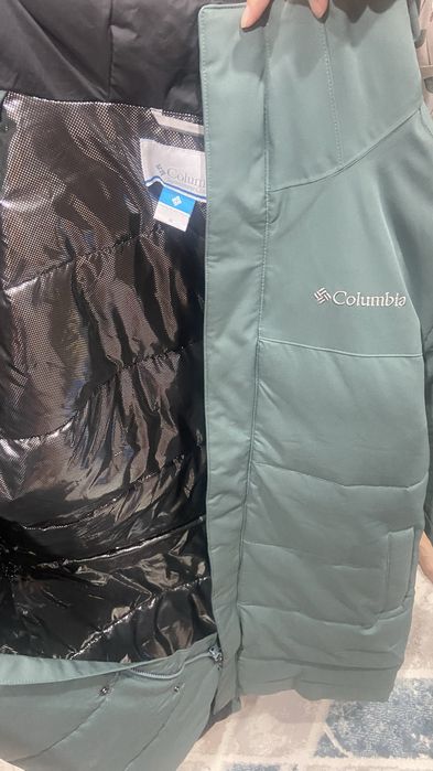 Продам куртку Columbia