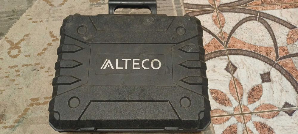 Продам шуруповёрт Alteco