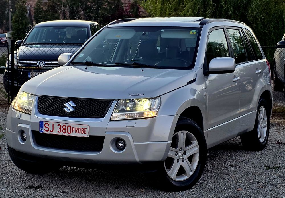 Suzuki Grand Vitara 1.9 DDiS 131 CP 4x4,reductor  xenon / Rate / Garanție  3790 euro