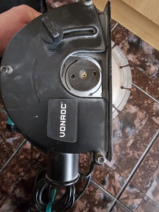 Masina de tăiat canale