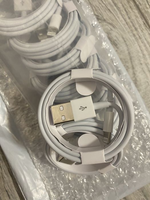 Оригинални кабели за iphone