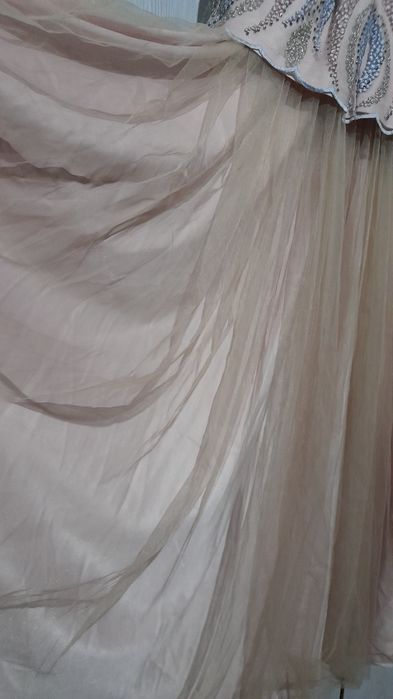 Вечерний платье  нарядные.