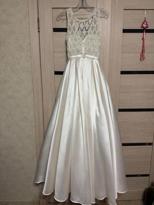 Платье вечернее размер 42-44