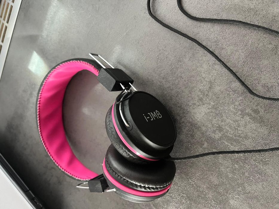 Слушалки с кабел