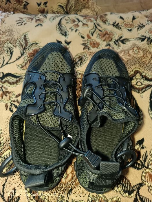 Продам кросовки.
