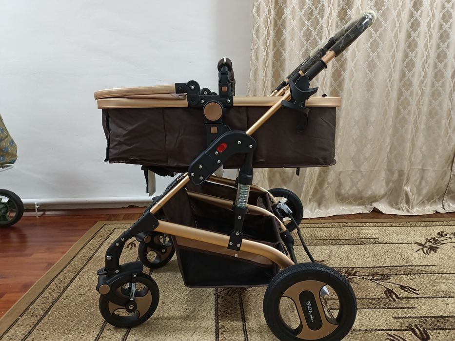 Продам 2х местную коляску
